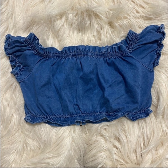Ruffled and Ruching Denim Crop Top with Zipper - Picture 3 of 15
